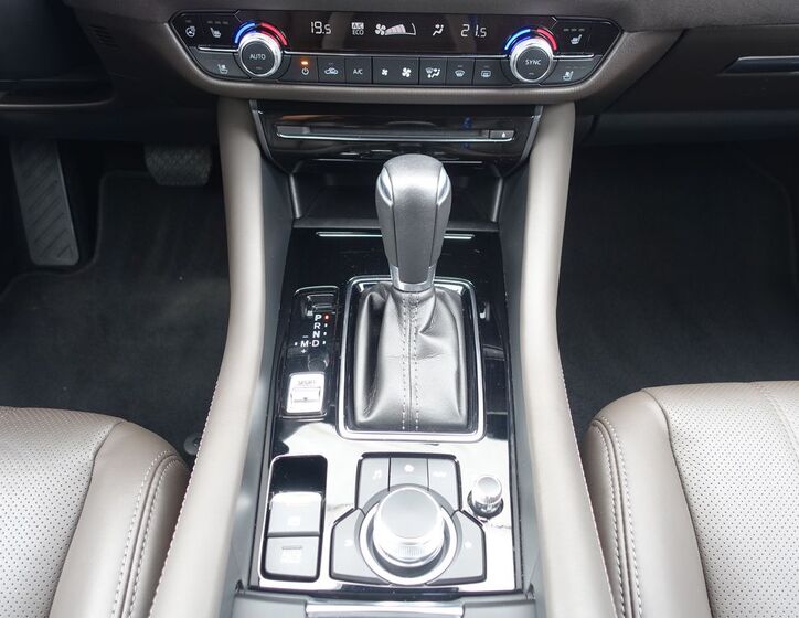 Mazda 6 17
