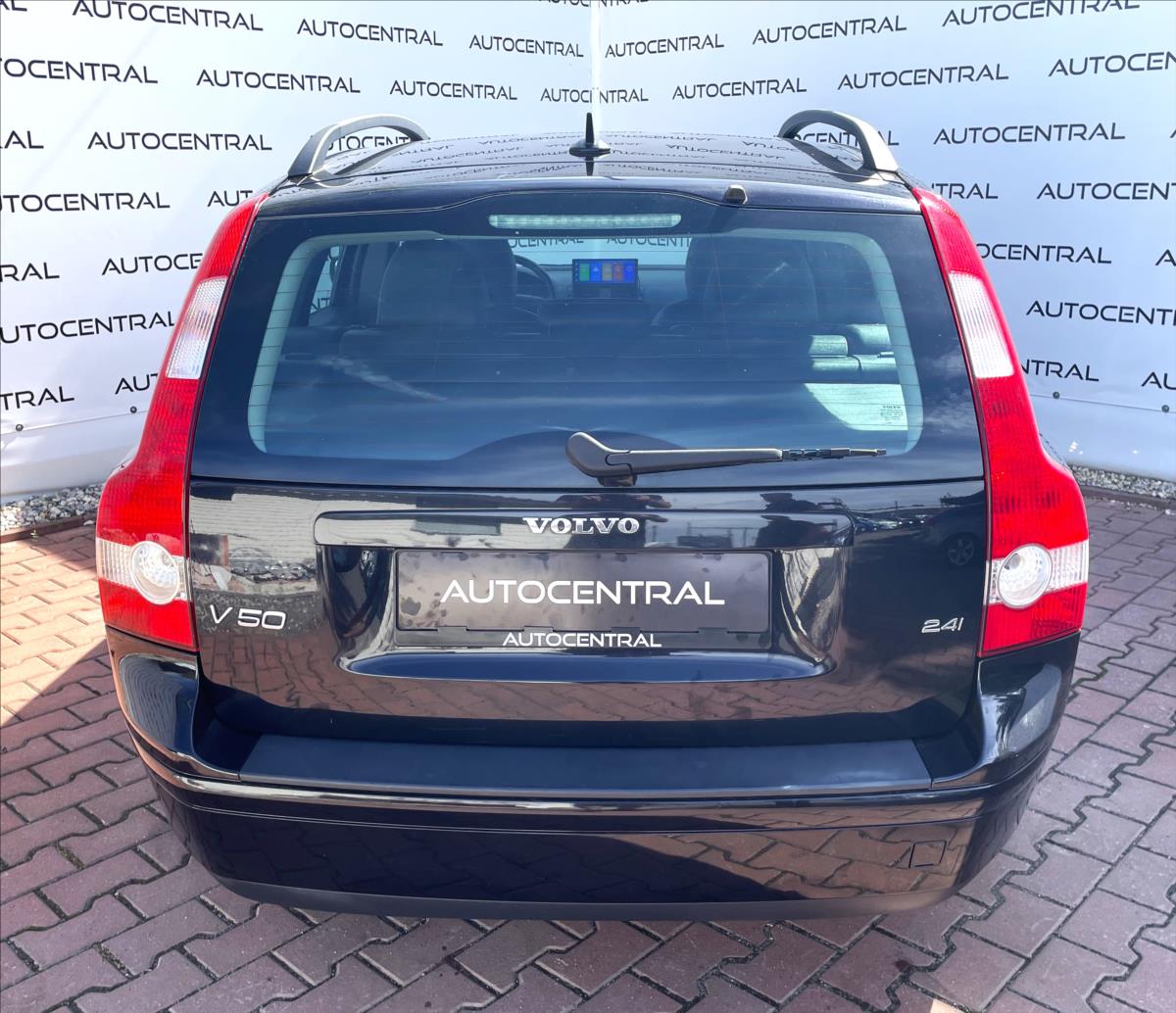 Volvo V50