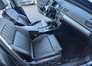 Škoda Superb 12