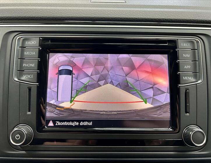 Volkswagen Caravelle 16