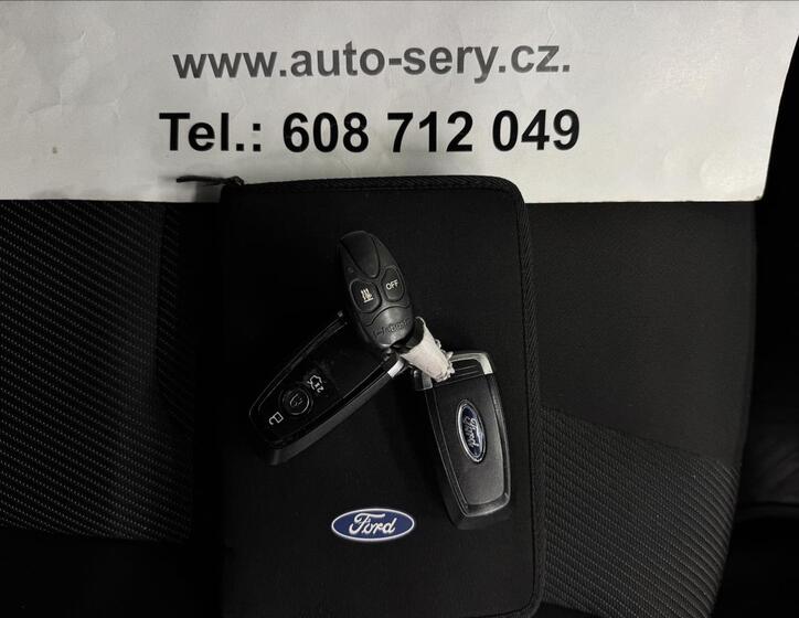 Ford Mondeo 37