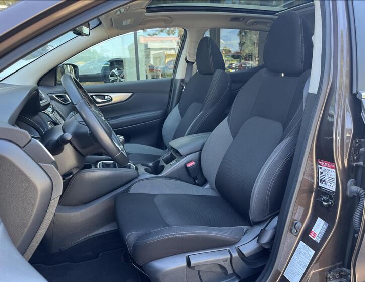 Nissan Qashqai 9
