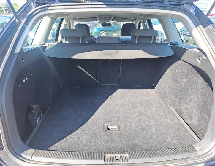 Volkswagen Golf 28