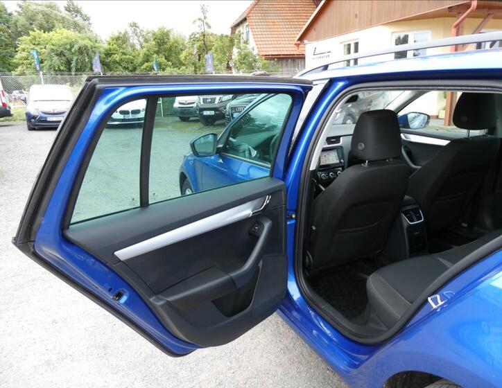 Škoda Octavia 21