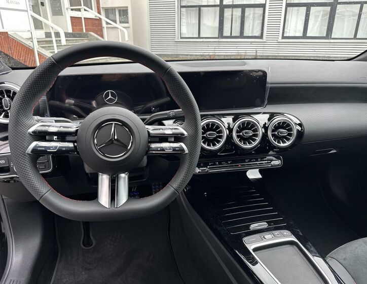 Mercedes-Benz Třídy A 10