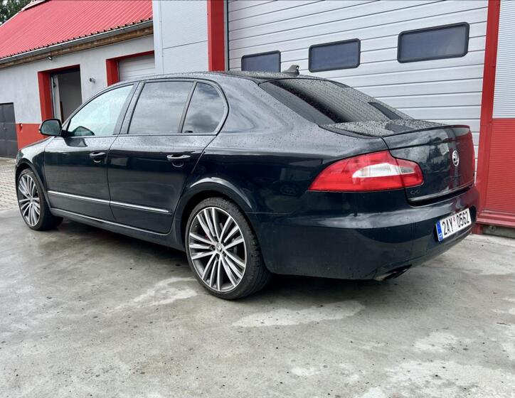 Škoda Superb 3