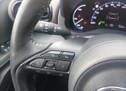 Toyota Yaris Cross 13
