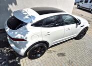 Jaguar E-Pace 8