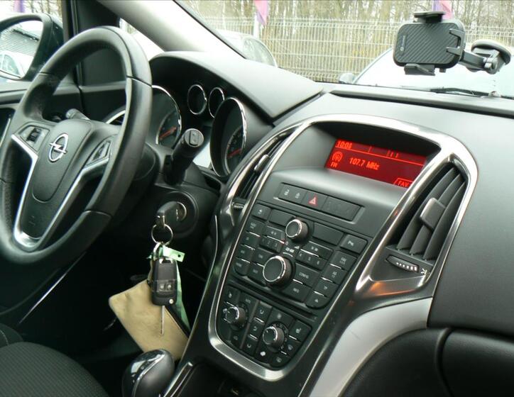 Opel Astra 12