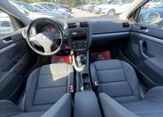 Volkswagen Golf 10