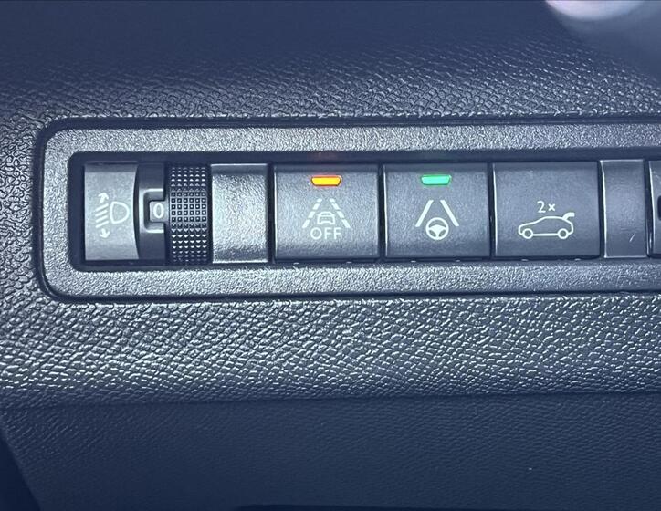 Peugeot 5008 13