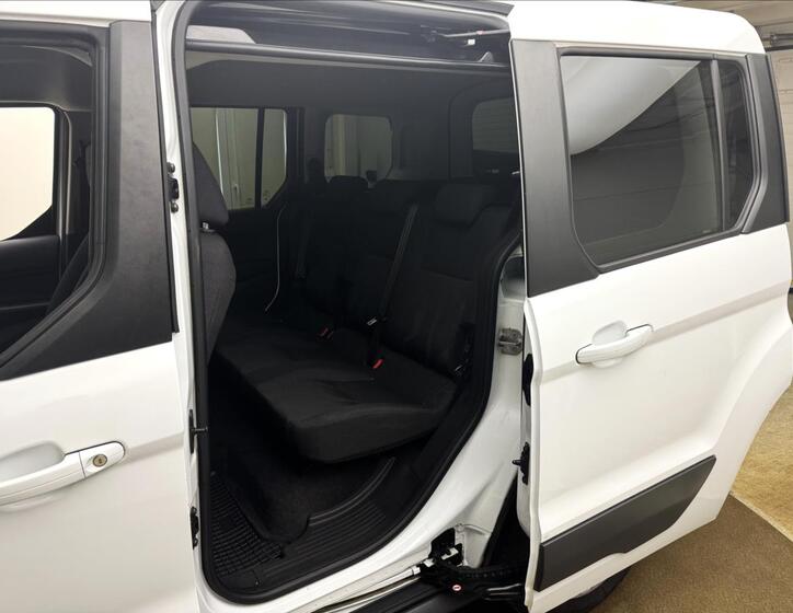 Ford Tourneo Connect 25