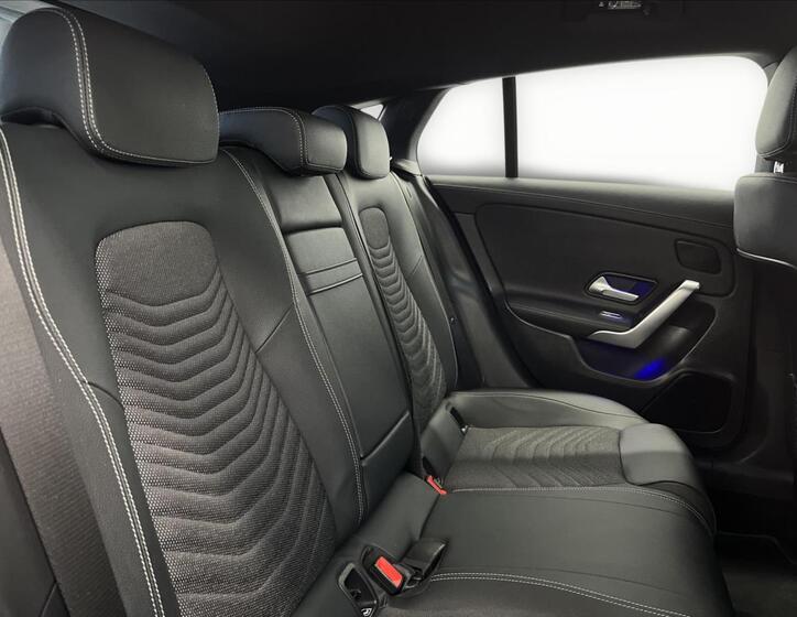 Mercedes-Benz CLA 20