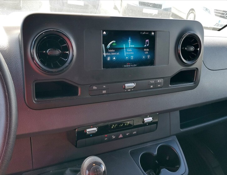 Mercedes-Benz Sprinter 5