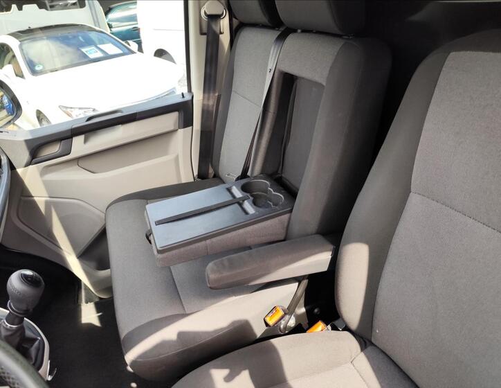 Volkswagen Transporter 26