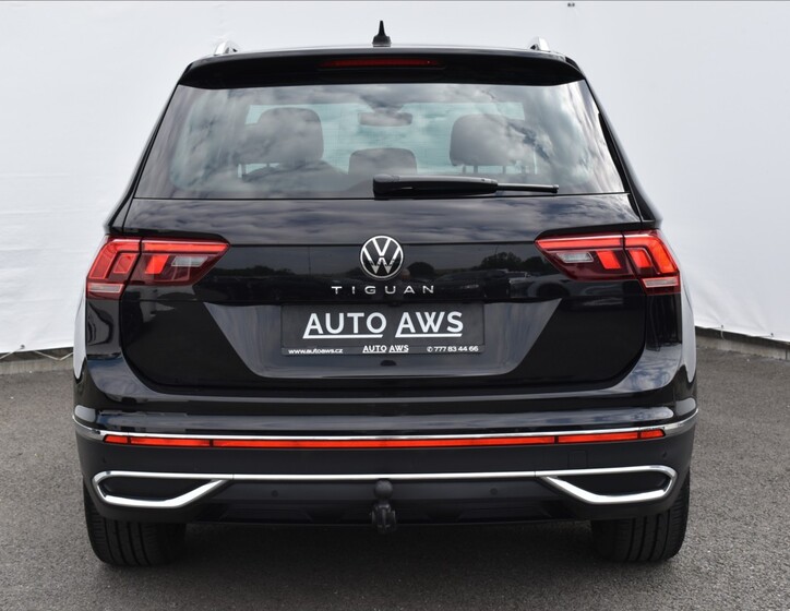 Volkswagen Tiguan 9