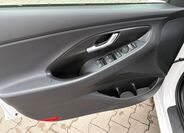 Hyundai i30 14