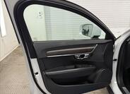 Volvo V90 30