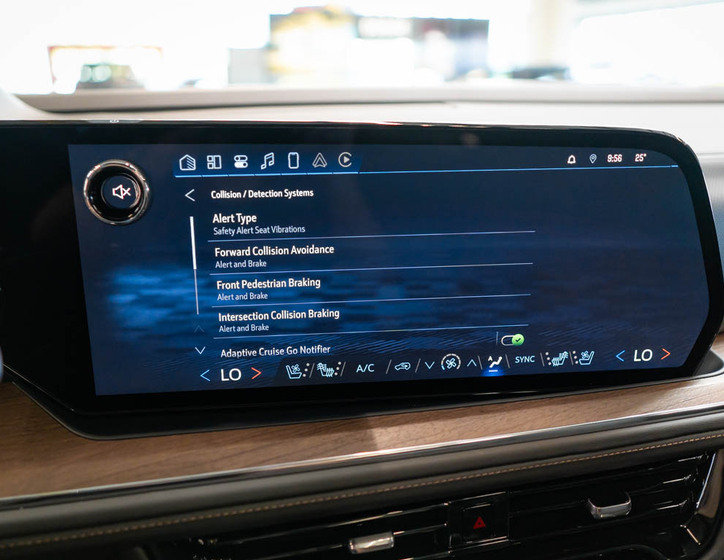 Chevrolet Suburban 36