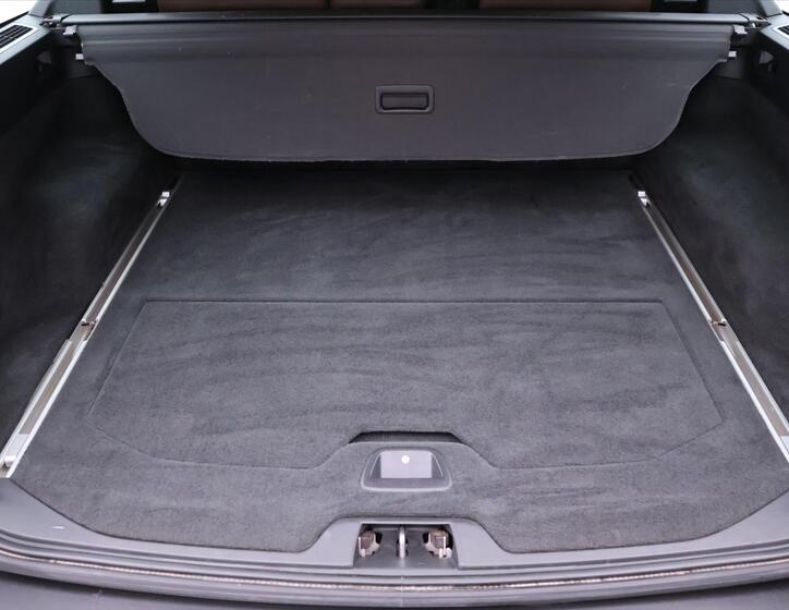 Volvo XC70 10