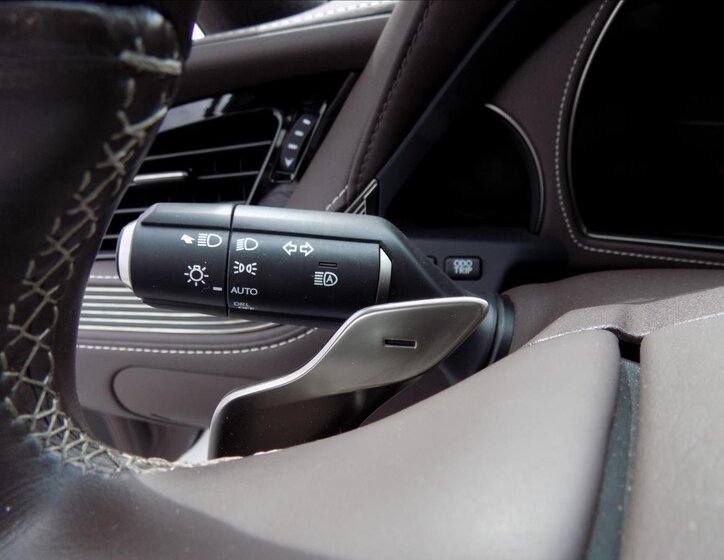 Lexus LS 500 31