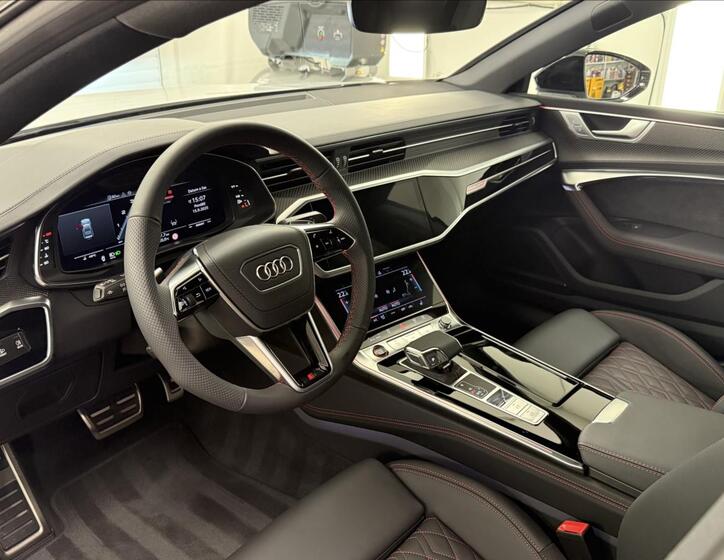 Audi S7 7