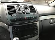 Mercedes-Benz Viano 8