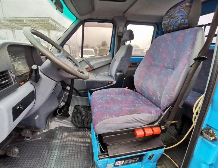 Mercedes-Benz Sprinter 5