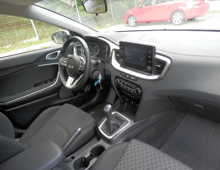 KIA Ceed 13