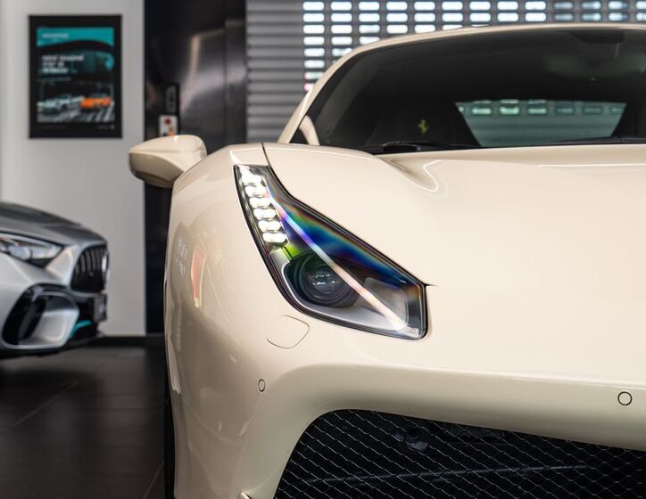 Ferrari 488 15