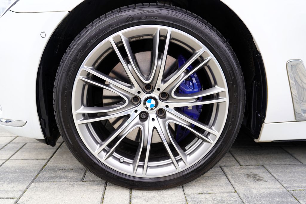 BMW Řada 7