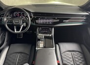 Audi RS Q8 25