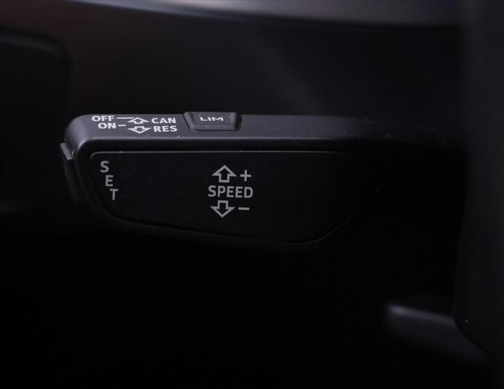 Audi Q7 24