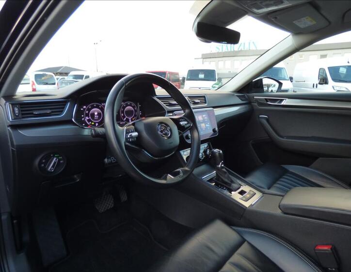 Škoda Superb 16