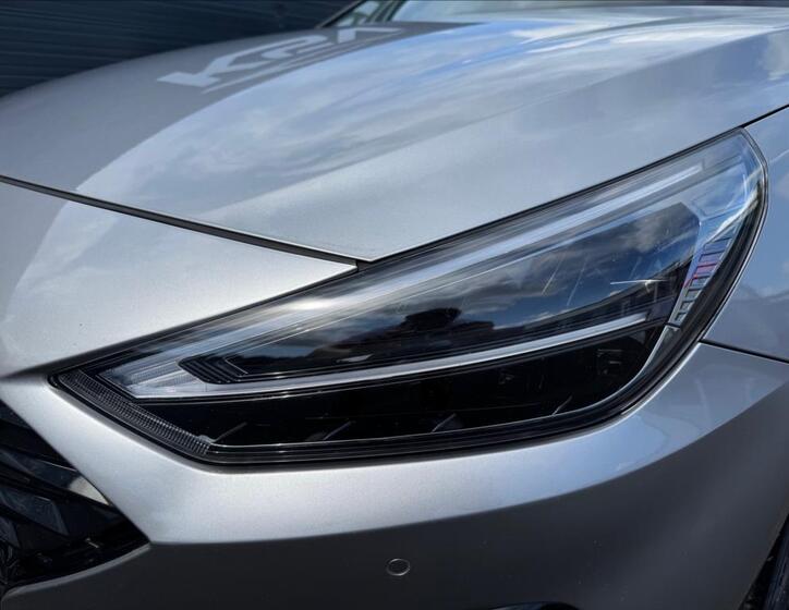 Hyundai i30 25