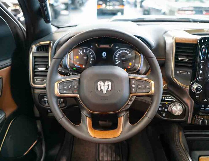 Dodge RAM 15