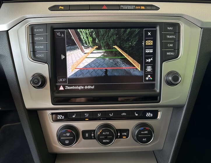 Volkswagen Passat 12
