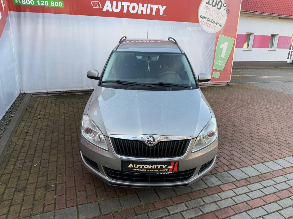 Škoda Roomster 2