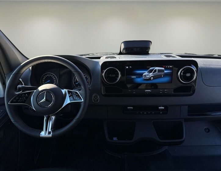Mercedes-Benz Sprinter 9