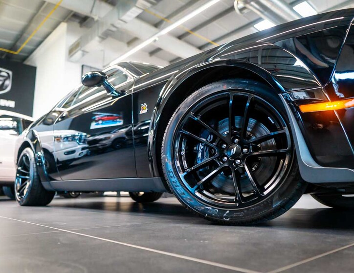 Dodge Challenger 37