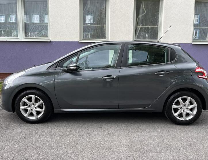 Peugeot 208 2