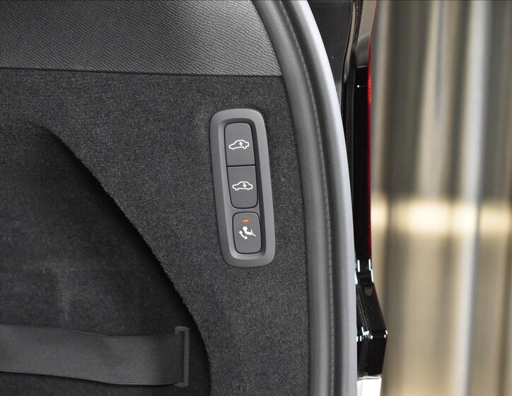 Volvo XC90 28