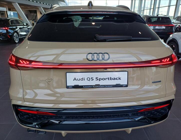 Audi Q5 6