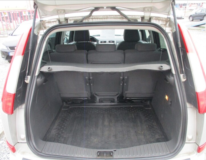 Ford C-MAX 9