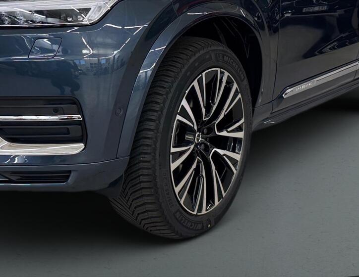Volvo XC90 6