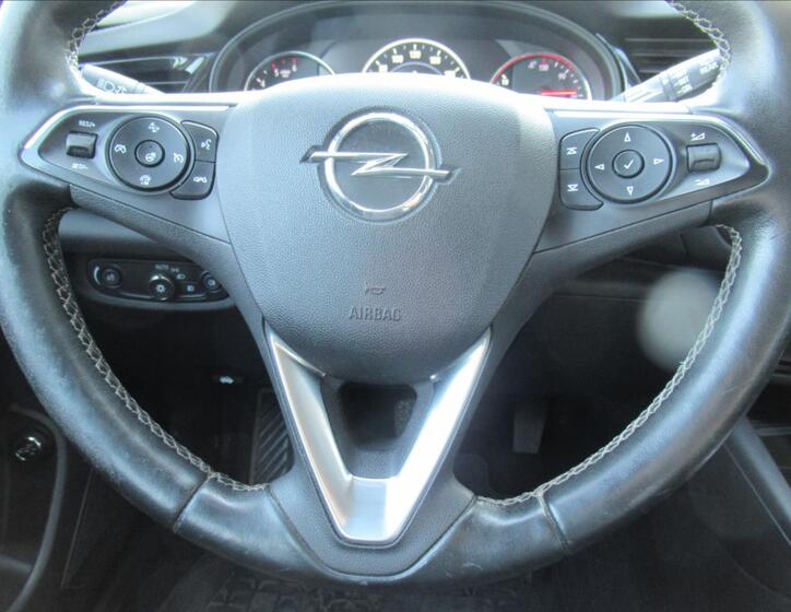 Opel Insignia 13