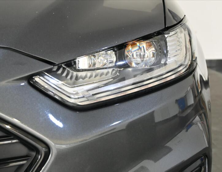 Ford Mondeo 32
