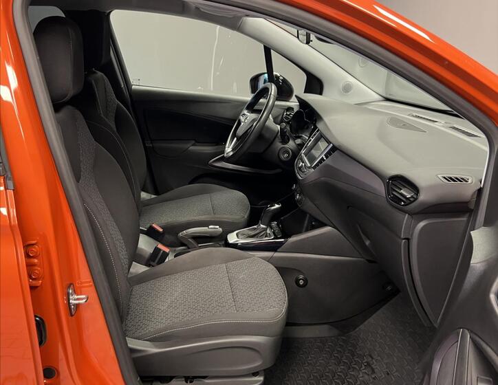 Opel Crossland 8