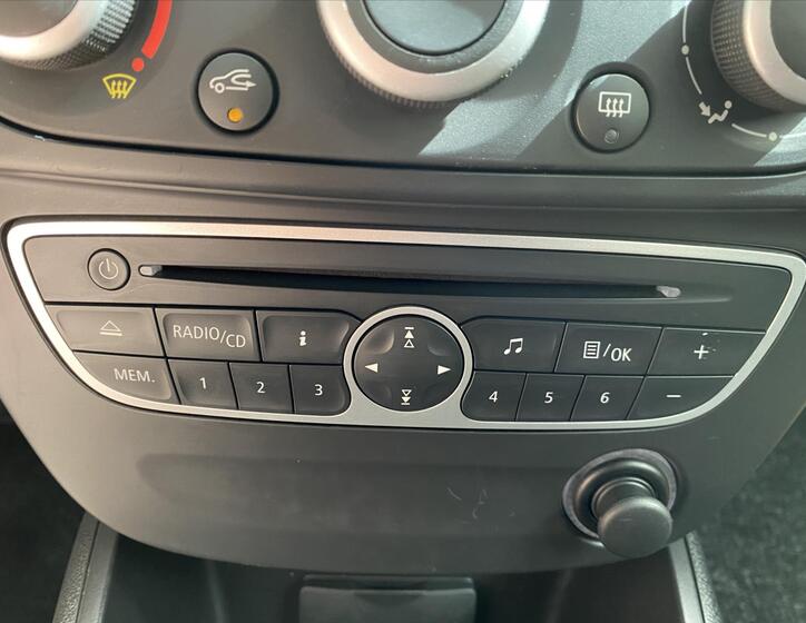 Renault Fluence 15