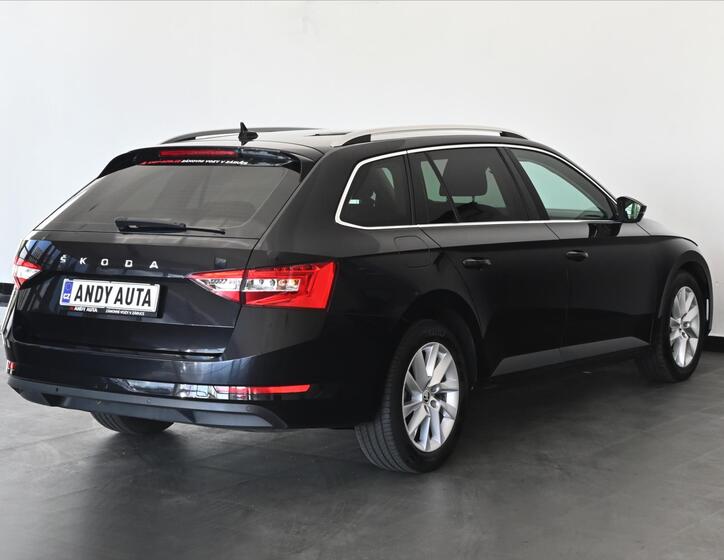 Škoda Superb 3